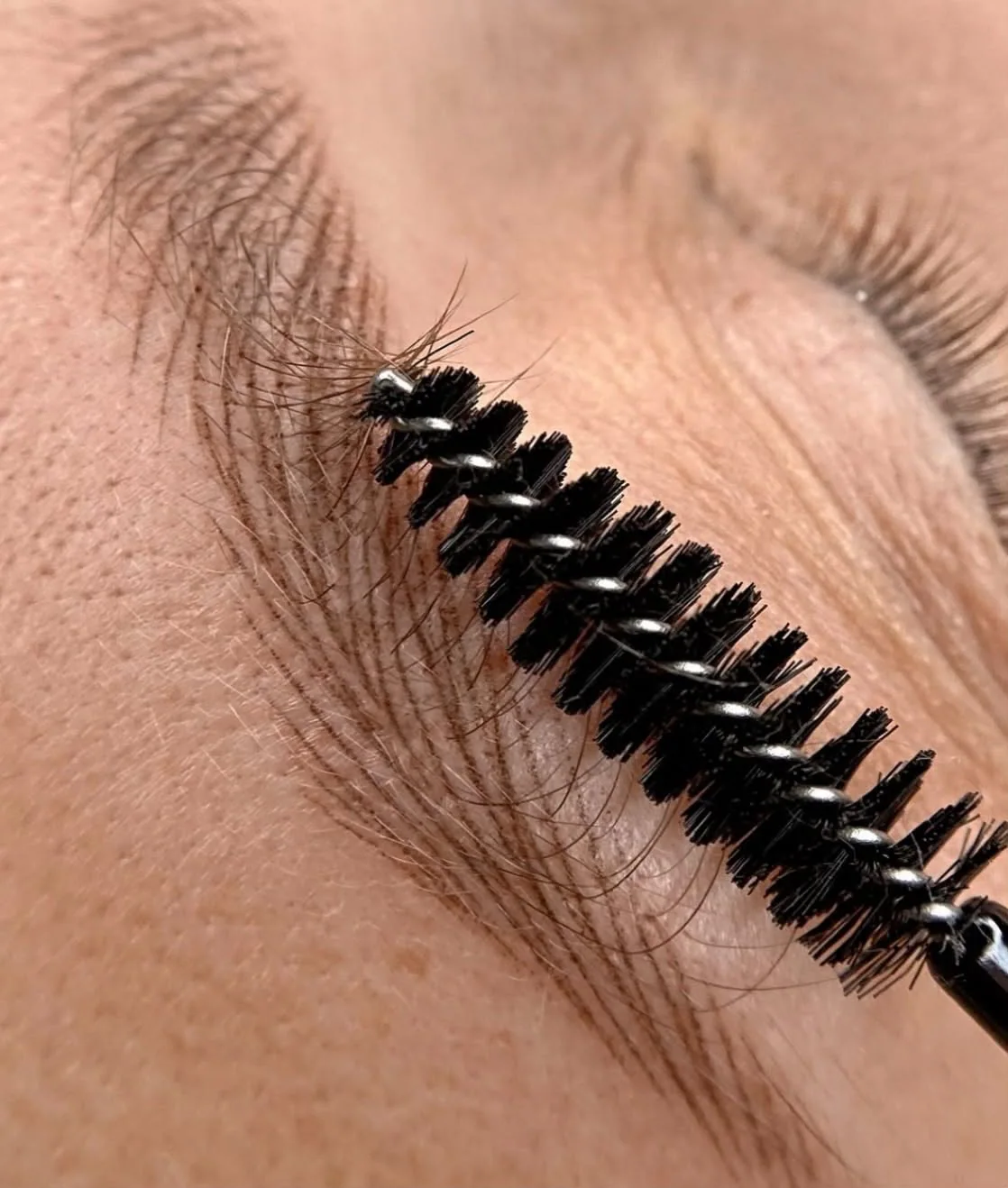 Laminado de cejas